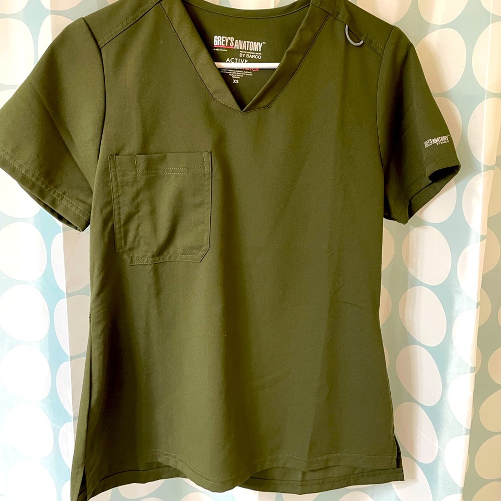 Grey's Anatomy Spandex STRETCH Women's 1-Pocket Active Tuck In Scrub Top